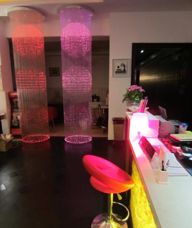 Jiujiu Holiday Hotel 上海 外观 照片