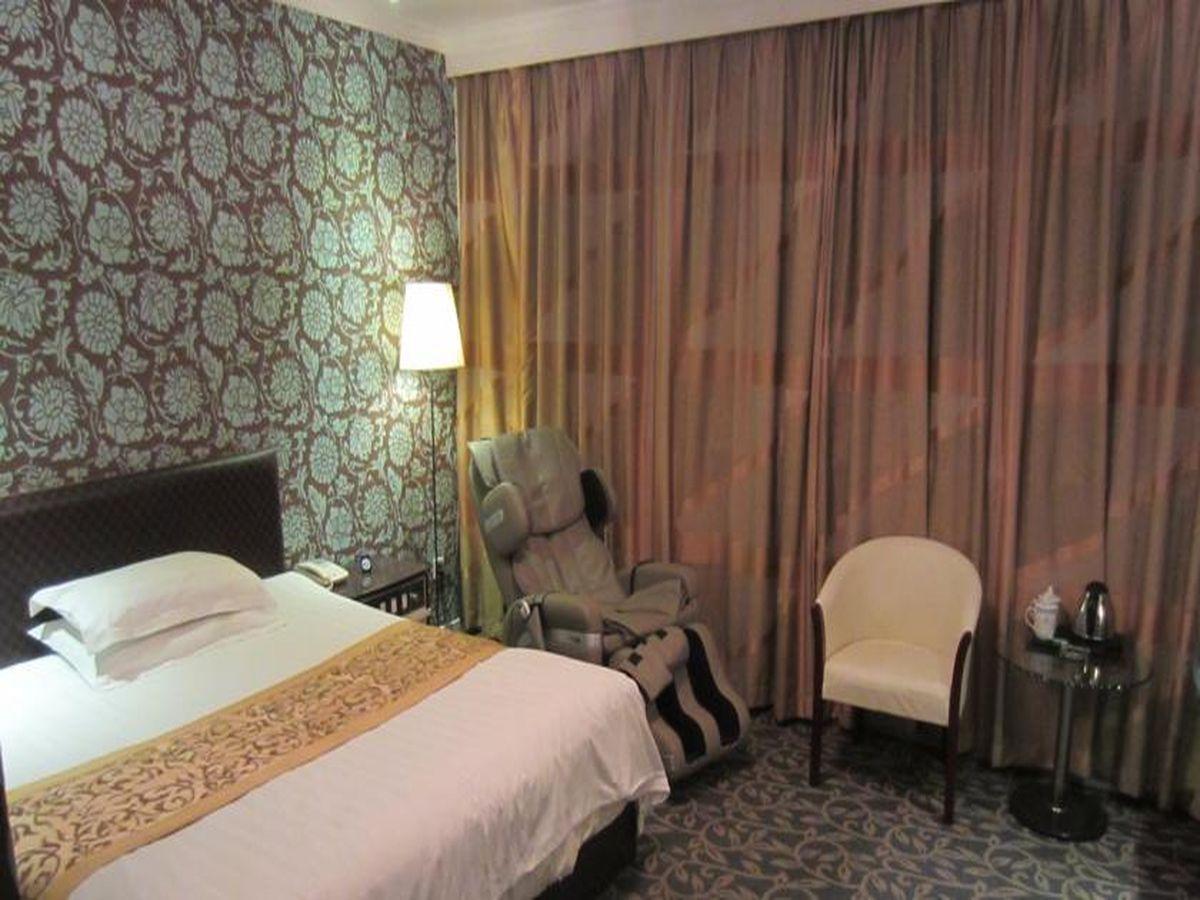 Jiujiu Holiday Hotel 上海 外观 照片