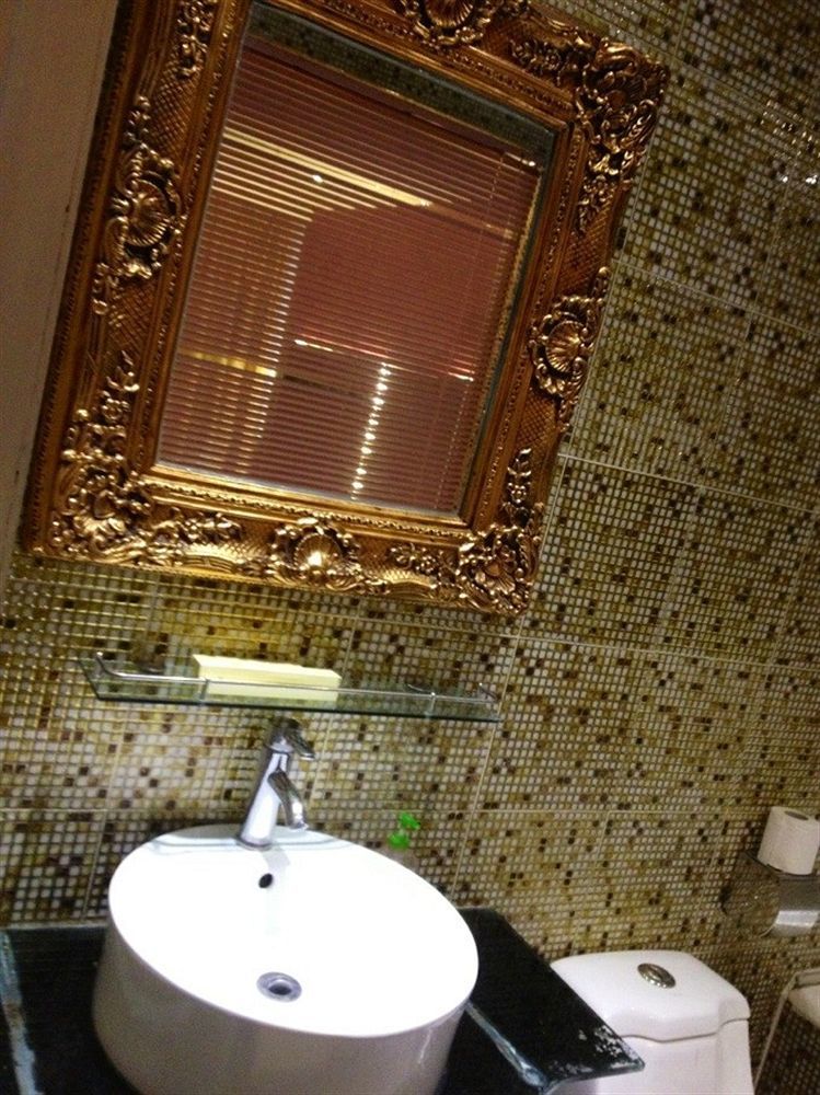 Jiujiu Holiday Hotel 上海 外观 照片